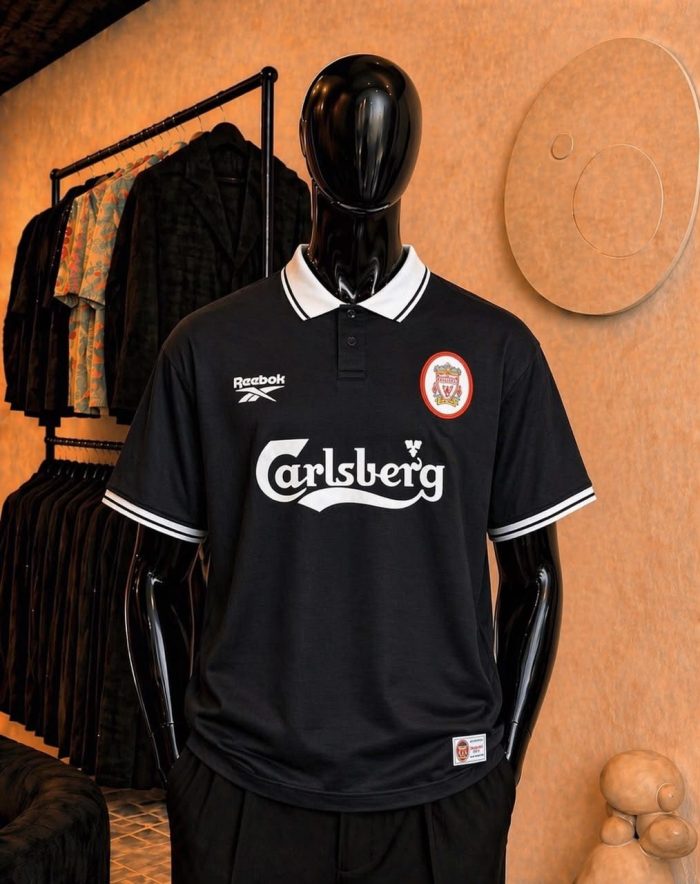 Liverpool FC 2002–03 Away Kit